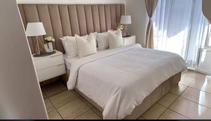 Sleigh Bed with Set of 2 Modern White Pedestals with Gold Hairpin Legs